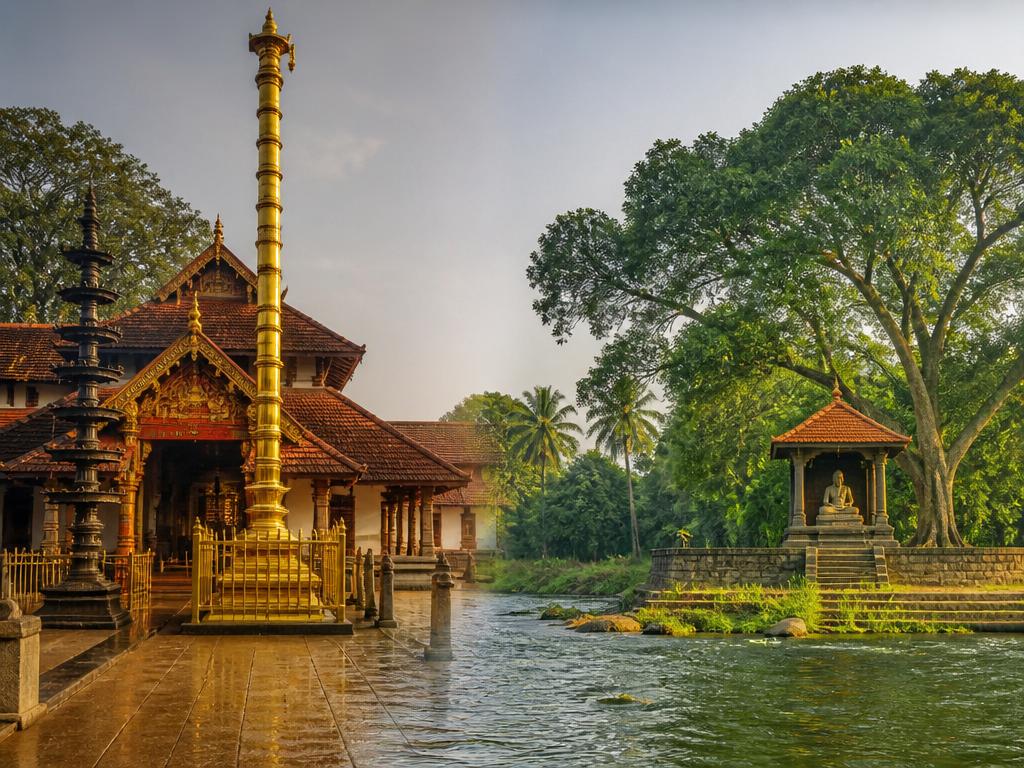 Guruvayoor Sri Krishna temple and Kalady Adi Shankara memorial in Kerala