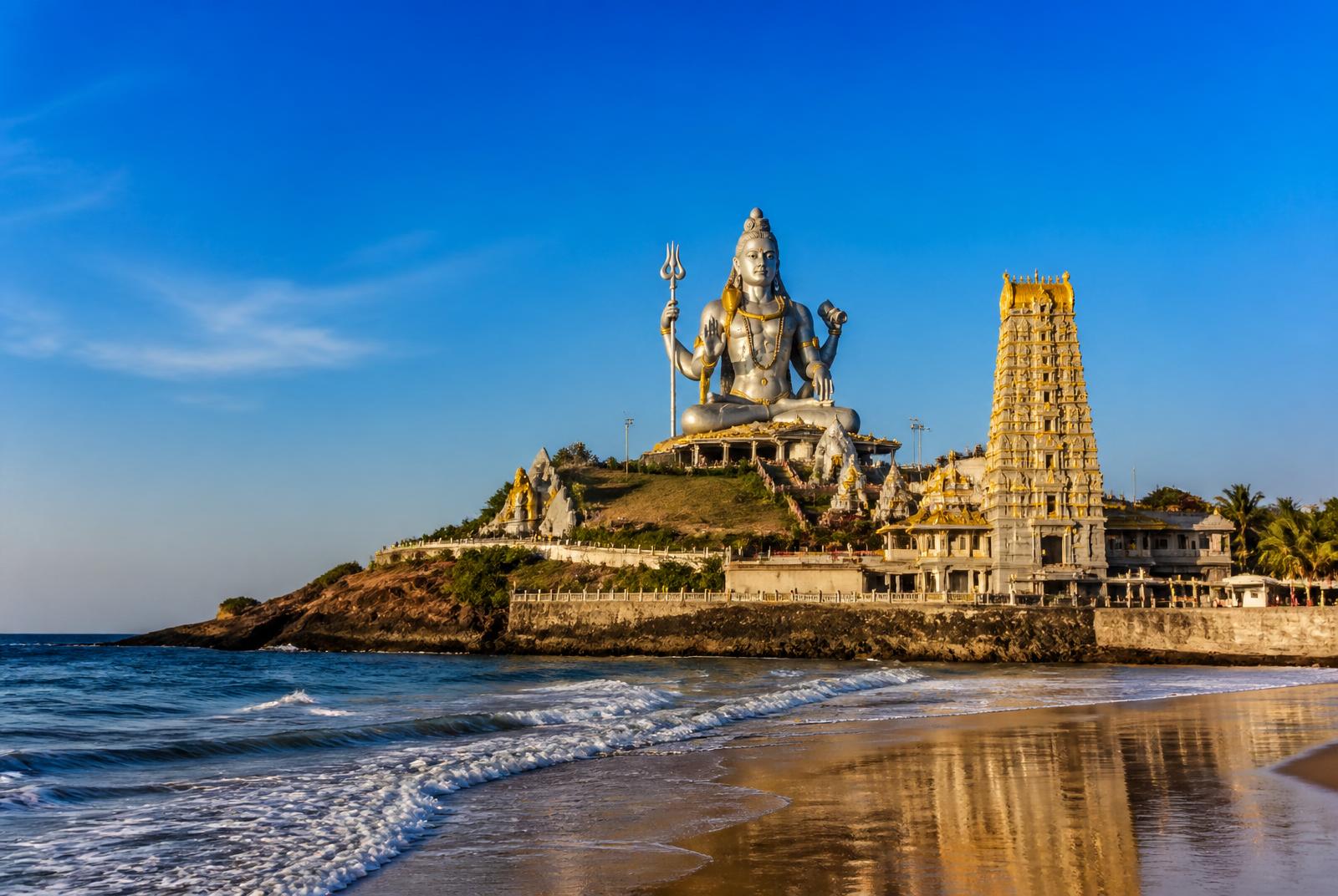 Magnificent Murudeshwara Temple gopuram and Shiva statue towering above the Arabian Sea