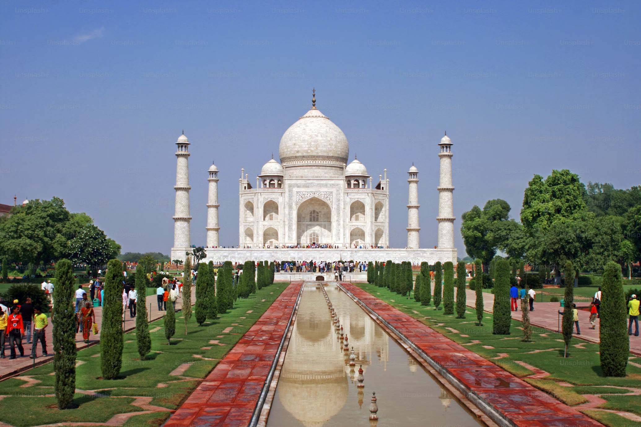 taj mahal agra india