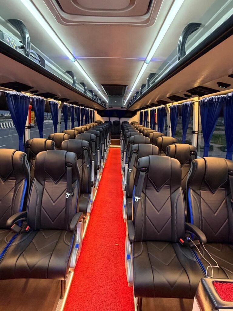 40-seater bus for long-distance group journeys